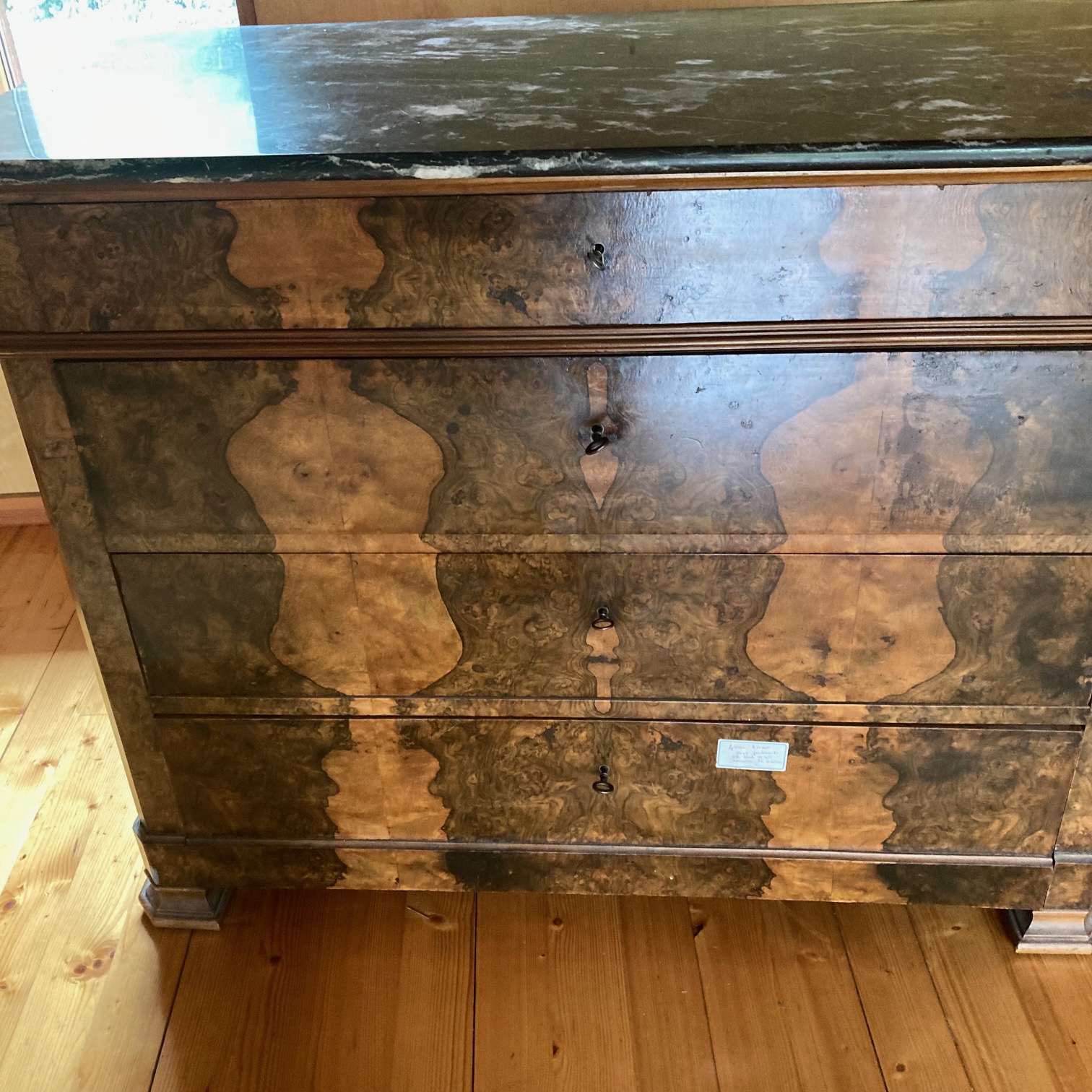Commode AM 3