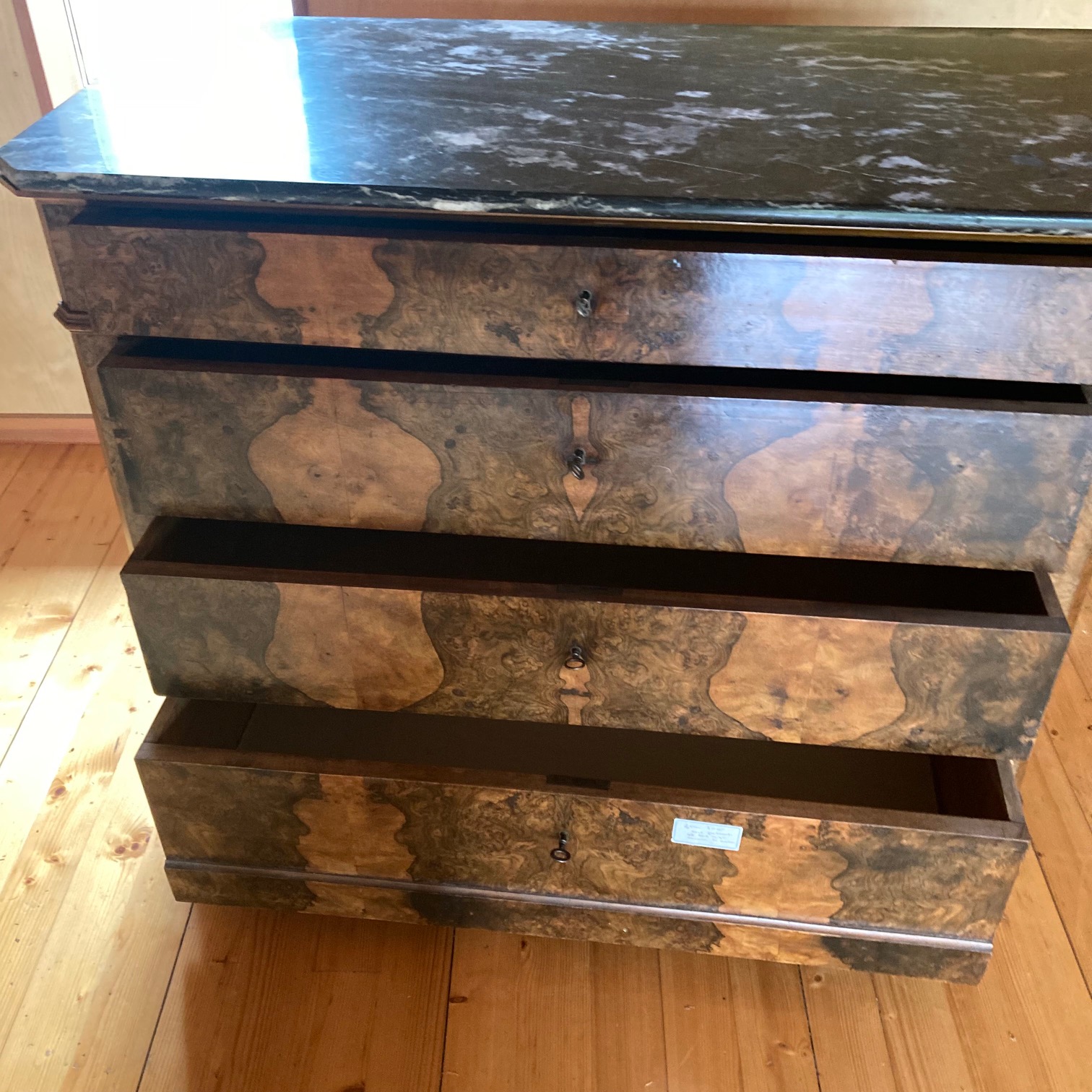 Commode AM 4