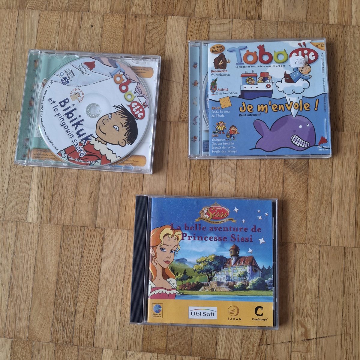 CD ROM B