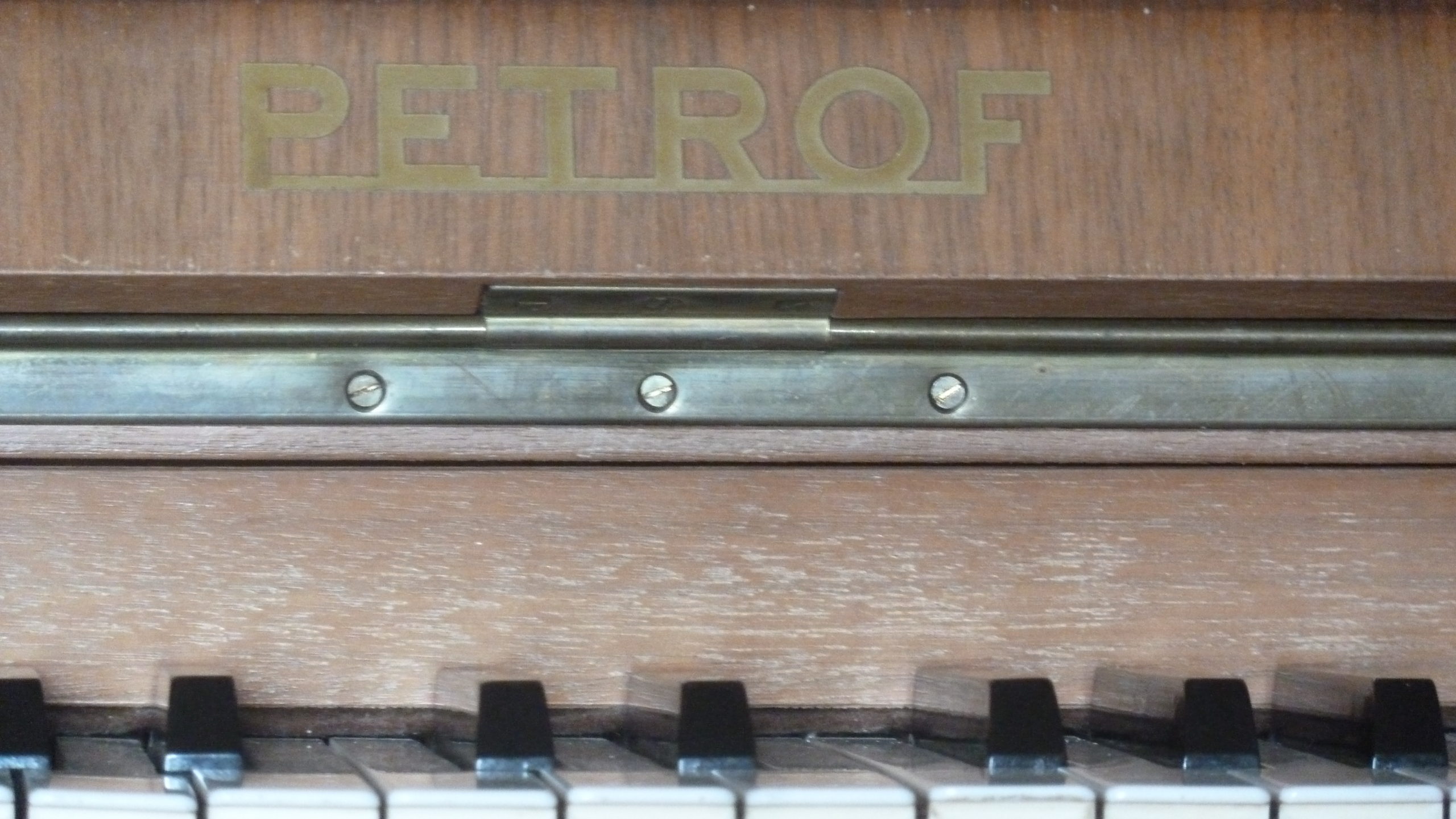 Pétrof3