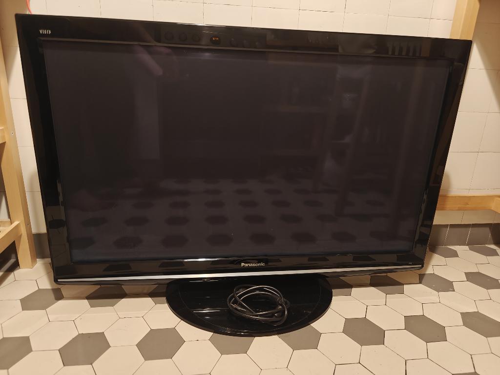 Panasonic Viera TX-P46S10E