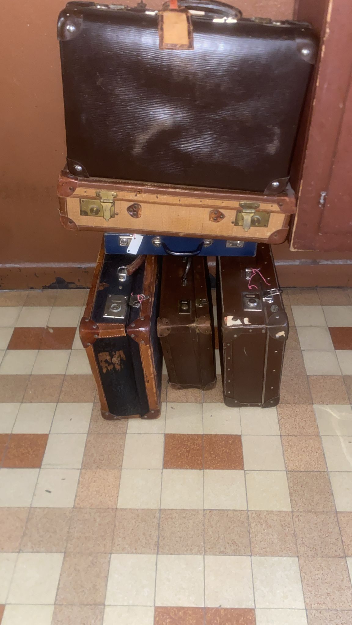 WhatsApp Image 2025-11-06 at 11.43.11 (2)