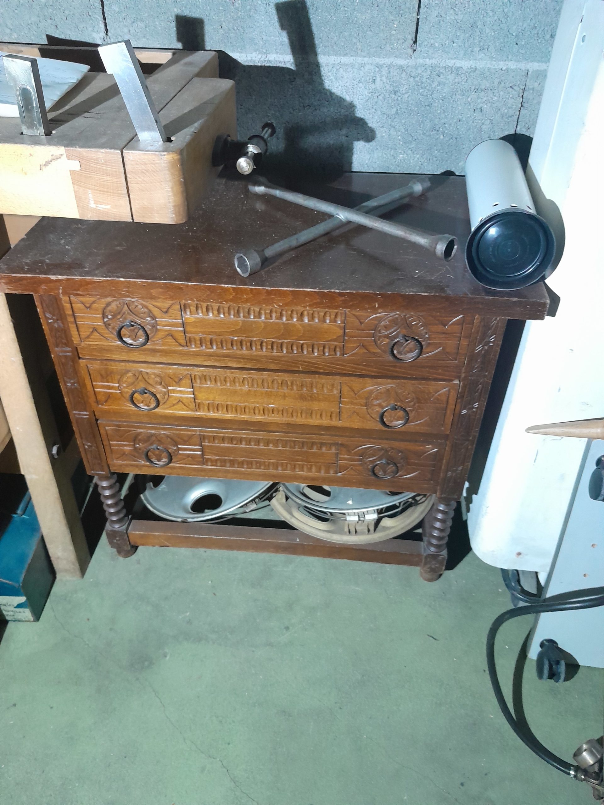 commode roumaine 1